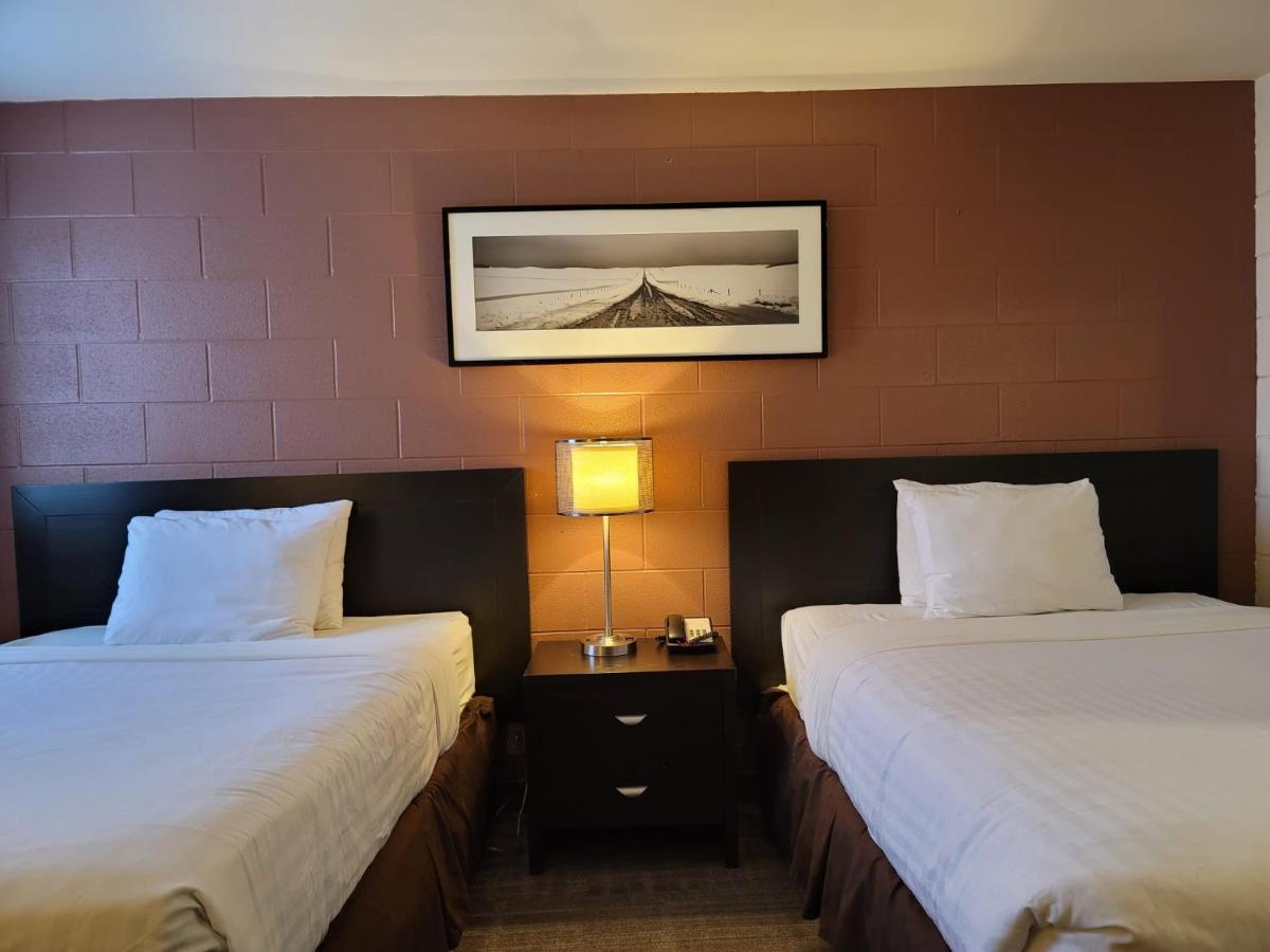 Roadking Inns Motel Калґарі Екстер'єр фото