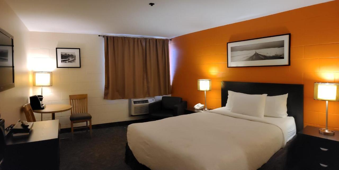 Roadking Inns Motel Калґарі Екстер'єр фото