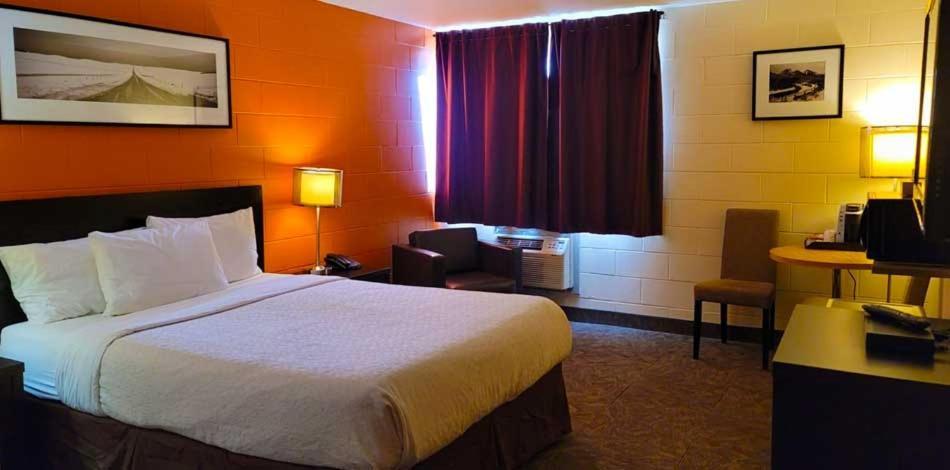 Roadking Inns Motel Калґарі Екстер'єр фото